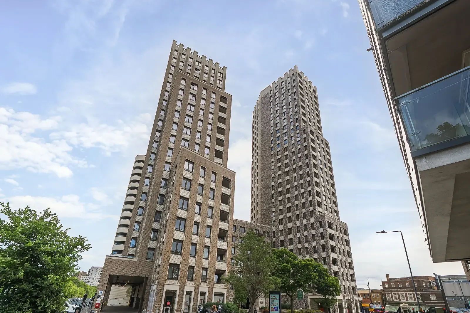 Oasis Way - 2 Bed in 2 Oasis Way, HA9 6FH - Property image 19 - VivreStays