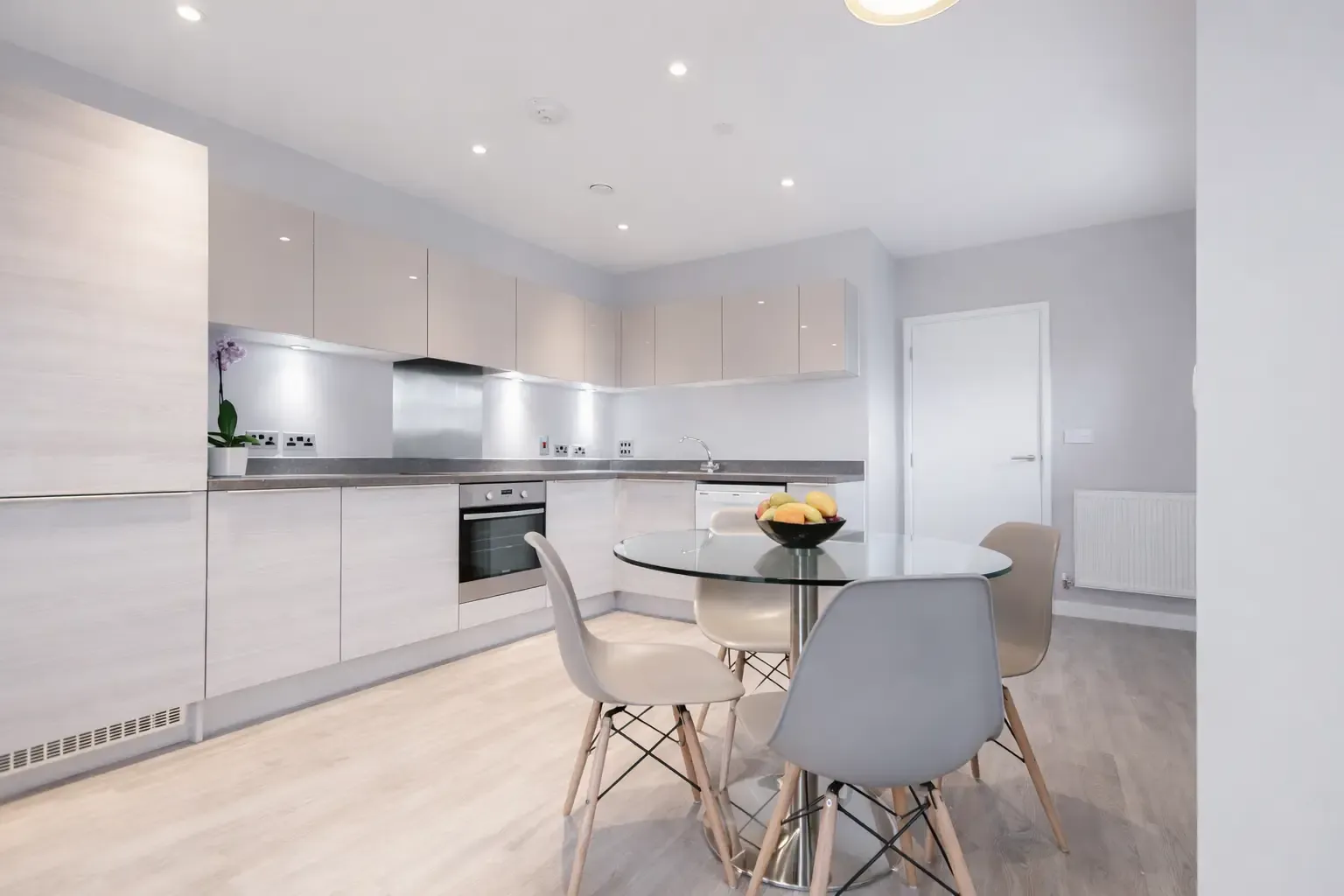 Vertex House - 2 Bed in 2 Wandle Road, Wandsworth, London, SW17 7DW, United Kingdom - Property image 4 - VivreStays