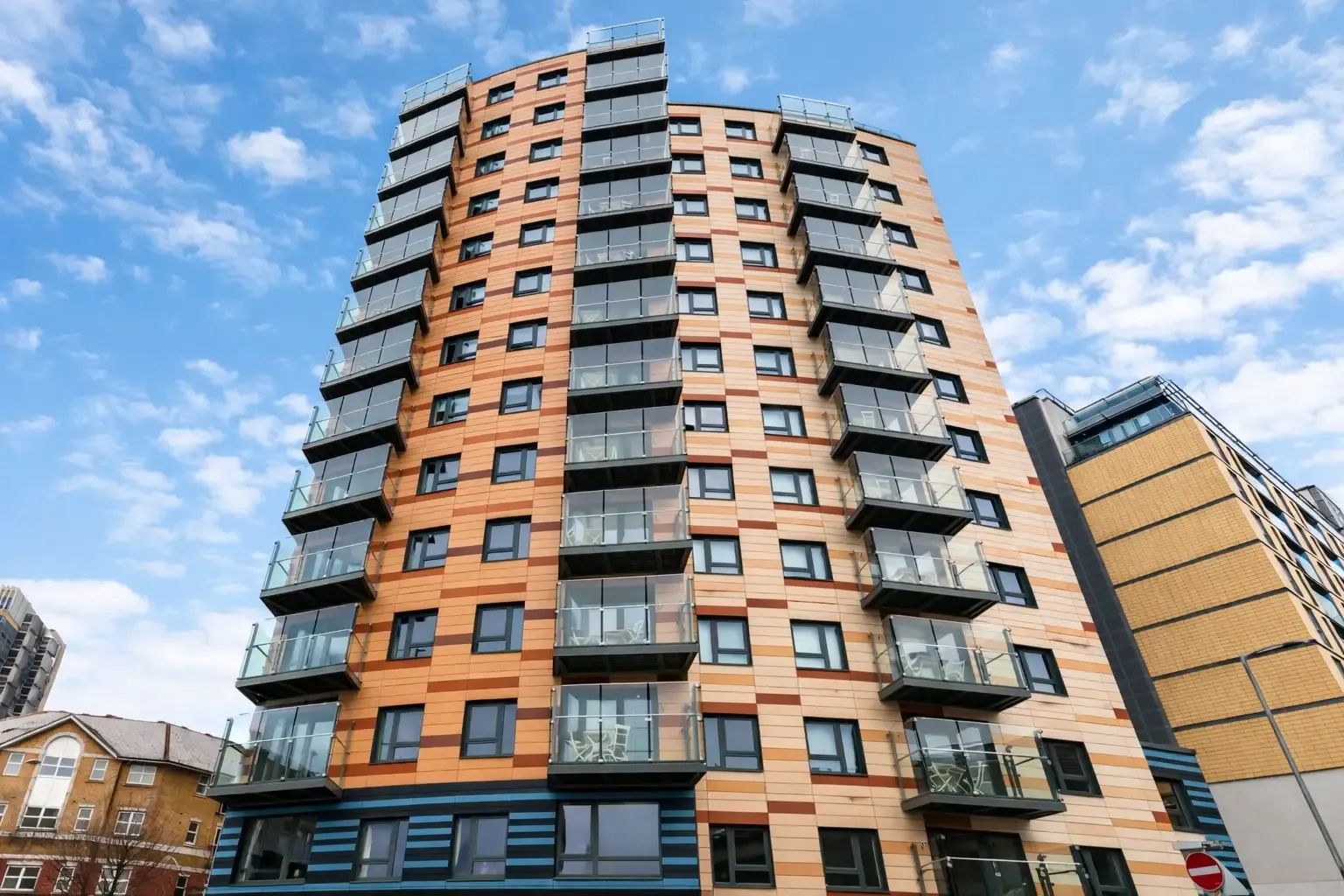Vertex House - 2 Bed in 2 Wandle Road, Wandsworth, London, SW17 7DW, United Kingdom - Property image 16 - VivreStays