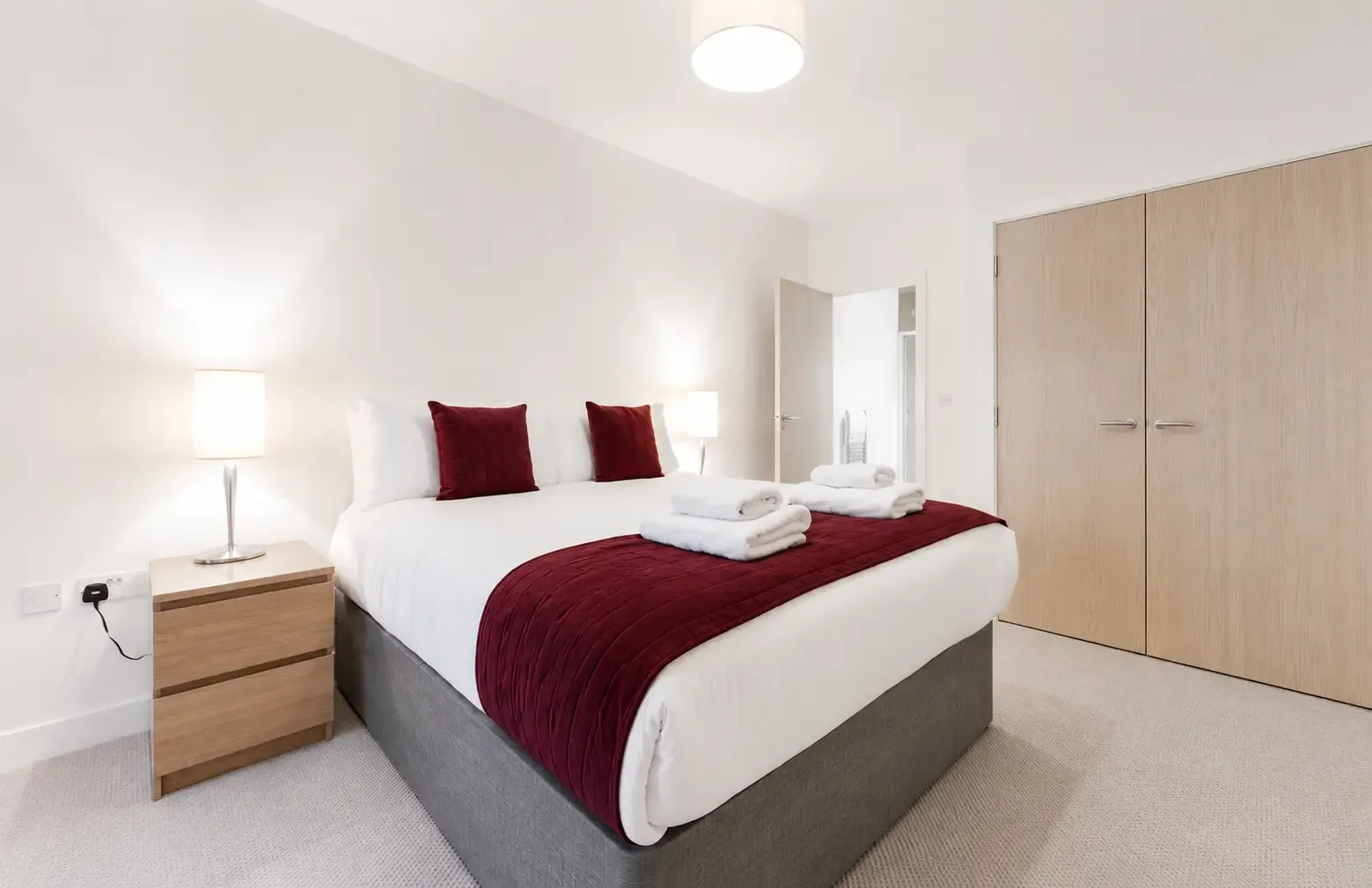 Nouvelle House - 2 Bed in 52 Sutton Court Road, Sutton, SM1 4SL, United Kingdom - Property image 6 - VivreStays