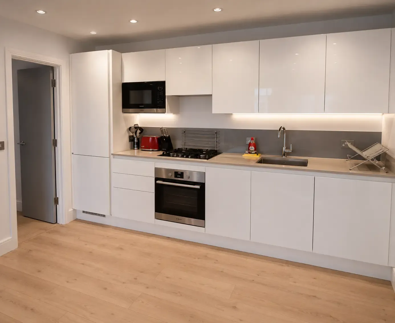 Walpole Court - 1 Bed in 2 Ealing Green, W5 5QS - Property image 4 - VivreStays