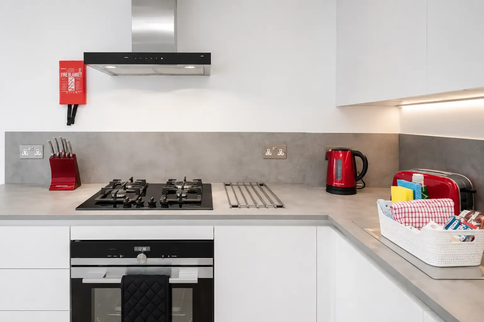 Walpole Court - 2 Bed in W5 5ED - Property image 7 - VivreStays
