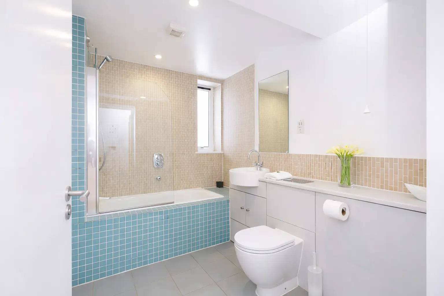 Kew Bridge Court - 2 Bed in W4 3AF - Property image 13 - VivreStays