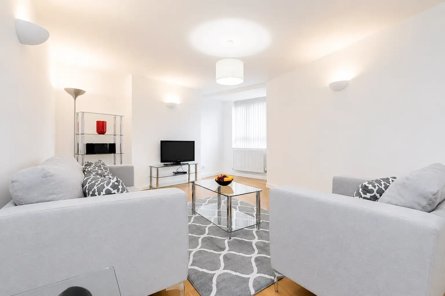 Kew Bridge Court - 2 Bed in W4 3AF - Property image 8 - VivreStays