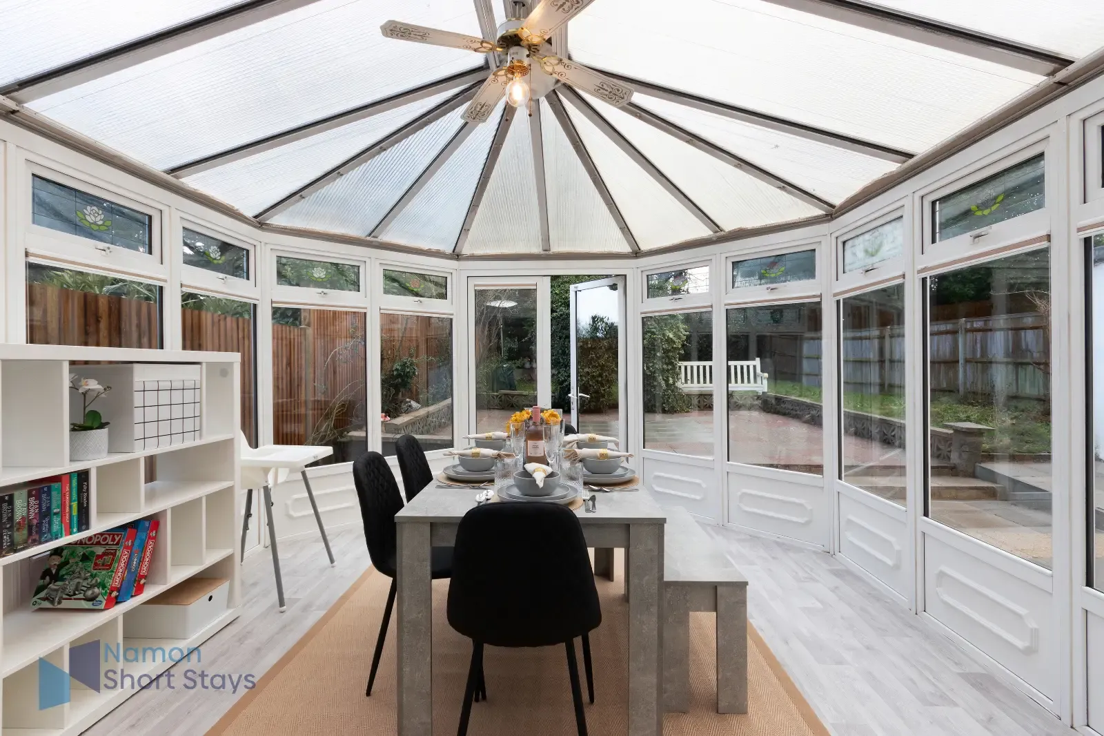 Large Comfy 4BR, Ideal for Workers, FREE Parking in 84 Windermere Road, CR5 2JB - Property image 15 - VivreStays