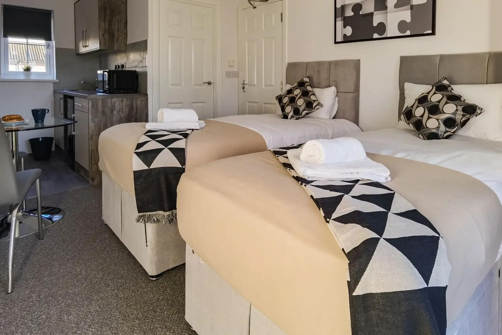 Chadburn House serviced apartment - Peterborough - VivreStays