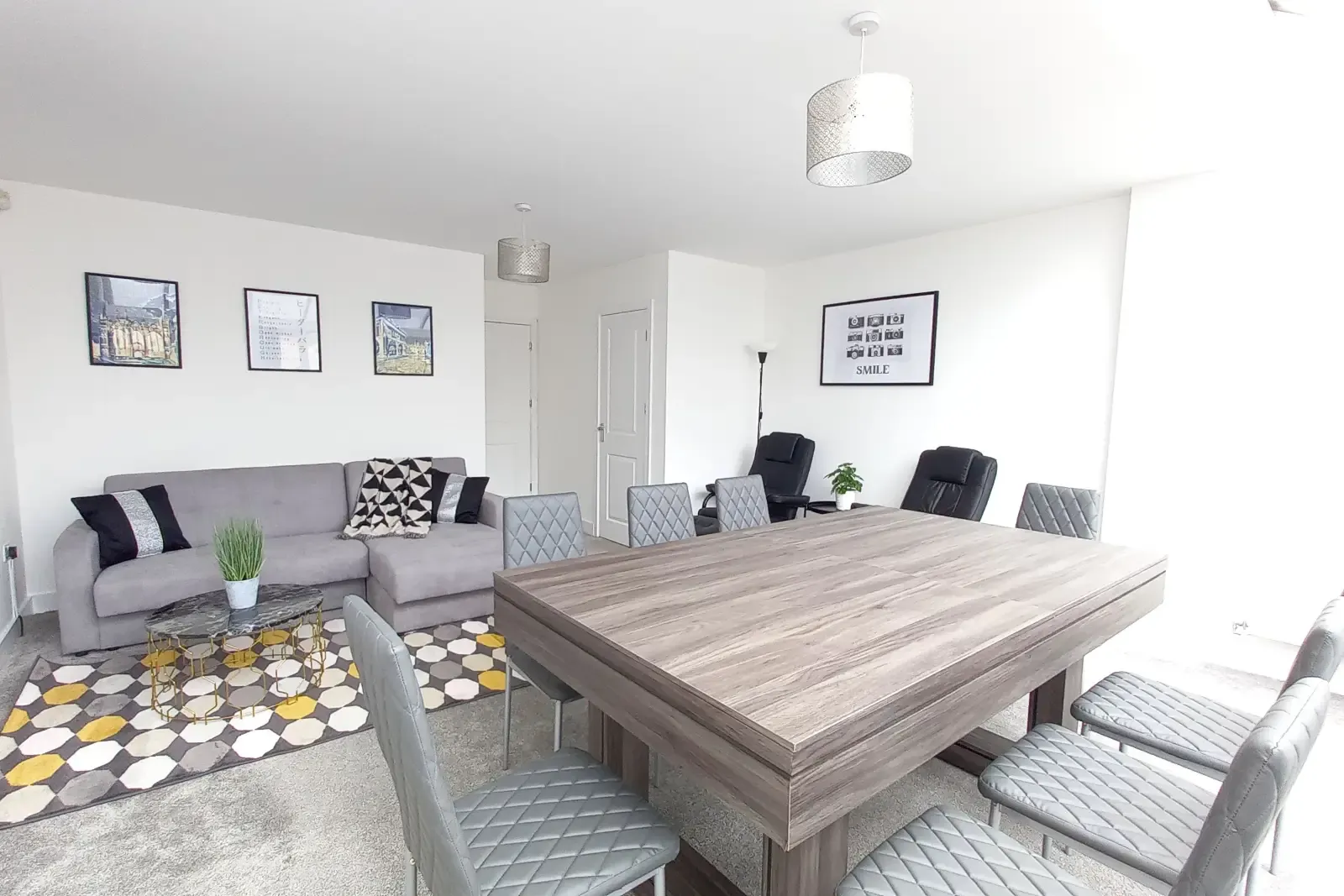 House of Four Chimneys in 83 Four Chimneys Crescent, Peterborough, PE7 8JF, United Kingdom - Property image 6 - VivreStays