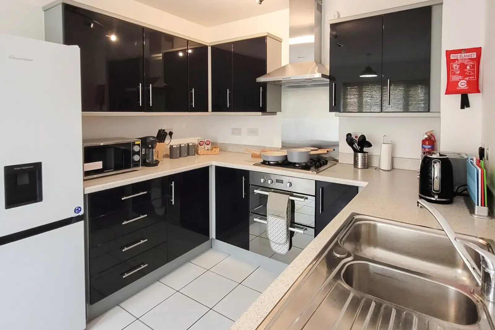 House of Four Chimneys in 83 Four Chimneys Crescent, Peterborough, PE7 8JF, United Kingdom - Property image 13 - VivreStays