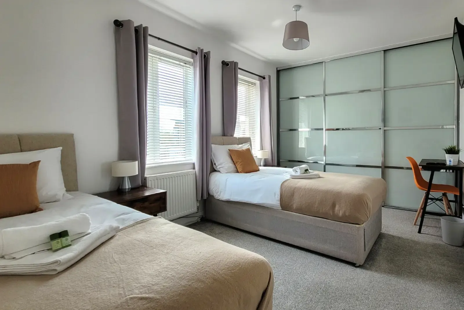 House of Four Chimneys in 83 Four Chimneys Crescent, Peterborough, PE7 8JF, United Kingdom - Property image 30 - VivreStays