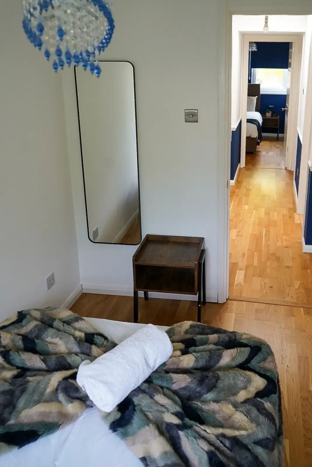 Executive 4-BR Residence with Private Parking – Putney Heath, London in 4 Divis Way, SW15 5DG - Property image 12 - VivreStays