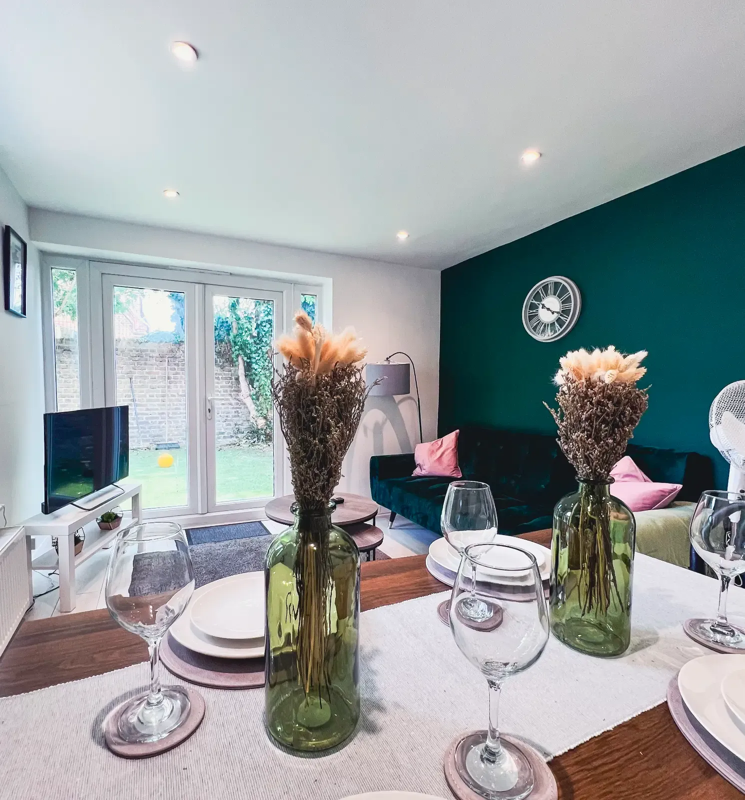 Premium 3-BR Ground-Floor Garden Flat – Queen's Park, London in 211 Ashmore Road, W9 3DB - Property image 6 - VivreStays
