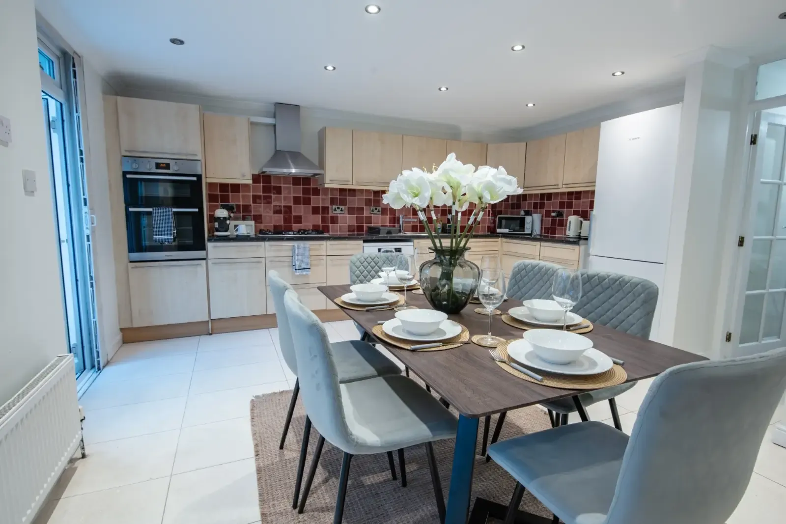 Spacious 3-Bedroom London Townhouse | Swiss Cottage in 107 Fellows Road, London Borough of Camden, London, NW3 3JS, United Kingdom - Property image 10 - VivreStays