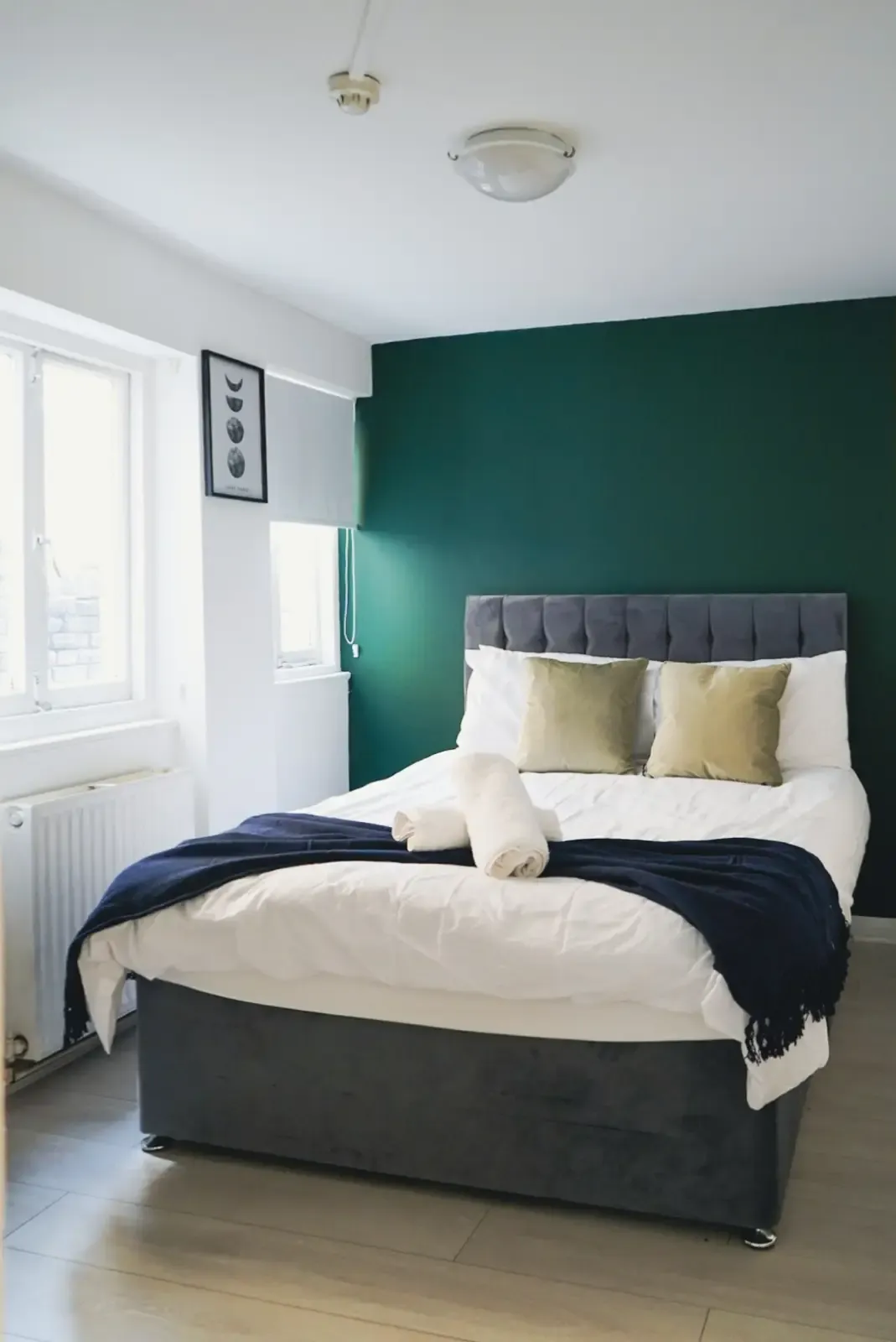 Premium 3-BR Ground-Floor Garden Flat – Queen's Park, London serviced apartment - London - VivreStays