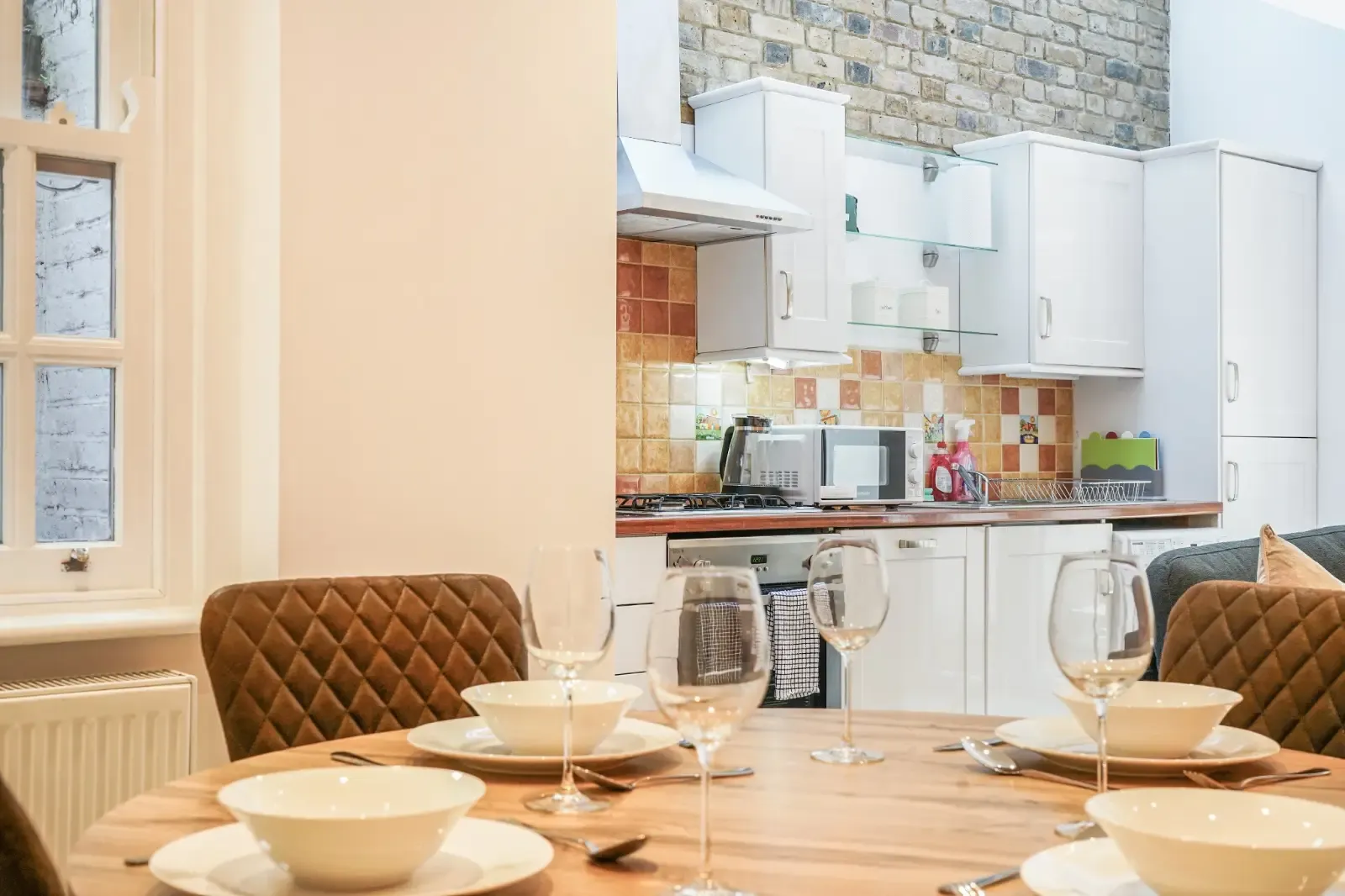 Professionally Managed 2-Bedroom Apartment | Central London in 72-74 Bridport Place, Hackney, London, N1 5DS, United Kingdom - Property image 8 - VivreStays
