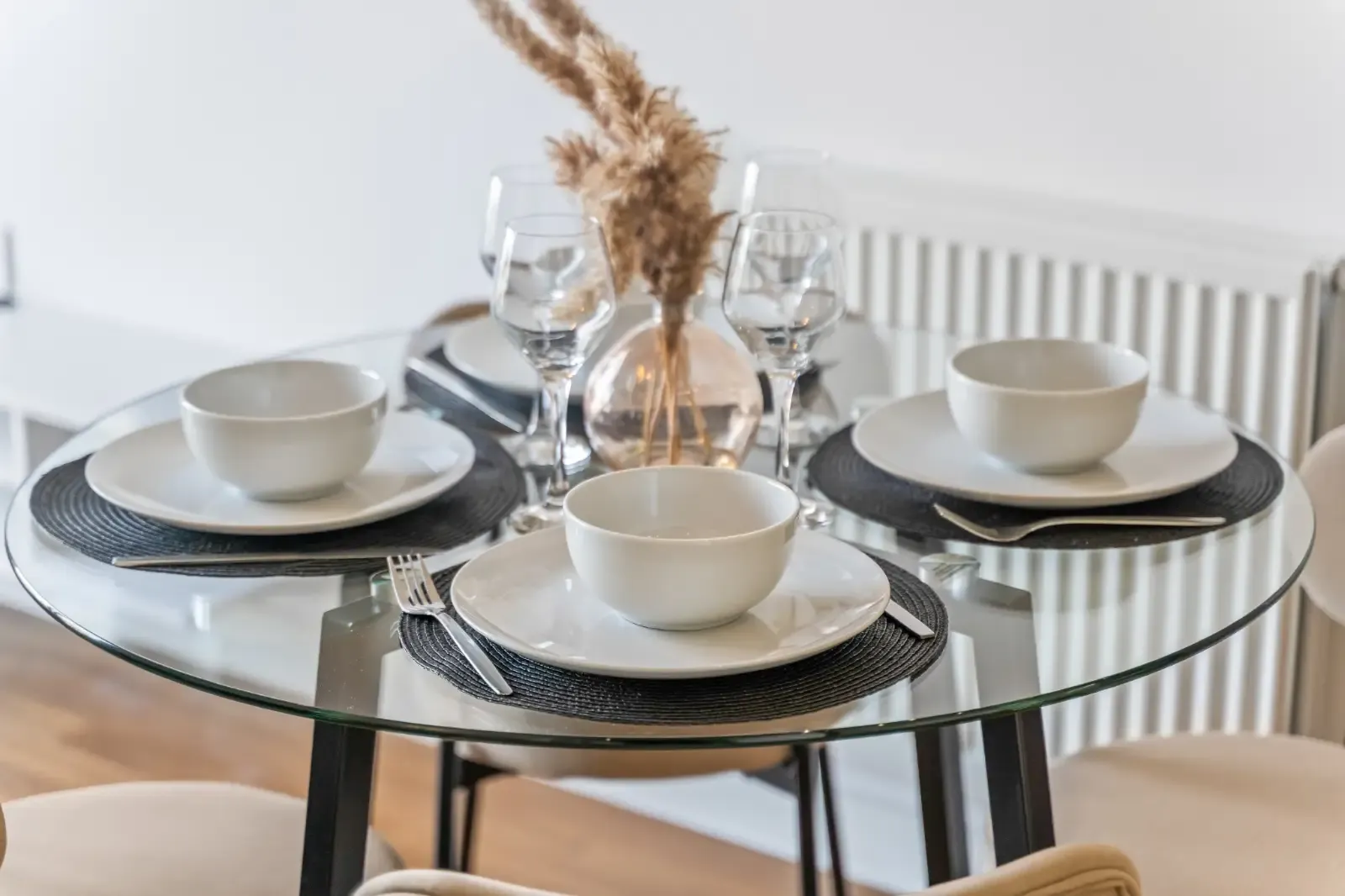 Modern 1-Bedroom Apartment | Pontoon Dock | Corporate & Relocation Stays in 2 Bramwell Way, London Borough of Newham, London, E16 2GQ, United Kingdom - Property image 2 - VivreStays