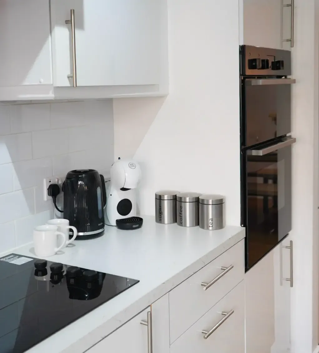 Spacious 3-Bedroom Duplex | King’s Cross & Euston | Corporate Relocation Stays in 48 Polygon Road, NW1 1QA - Property image 4 - VivreStays