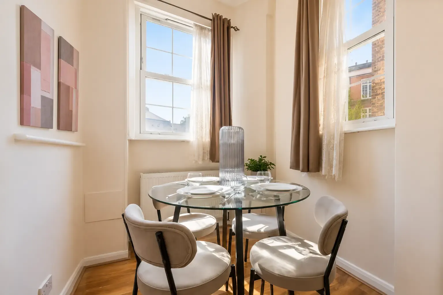 Spacious 2-Bedroom Apartment | London Bridge | Relocation Stays in SE1 2XL - Property image 9 - VivreStays