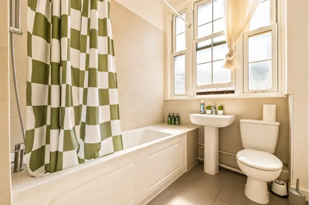 Spacious 2-Bedroom Apartment | London Bridge | Relocation Stays in SE1 2XL - Property image 16 - VivreStays