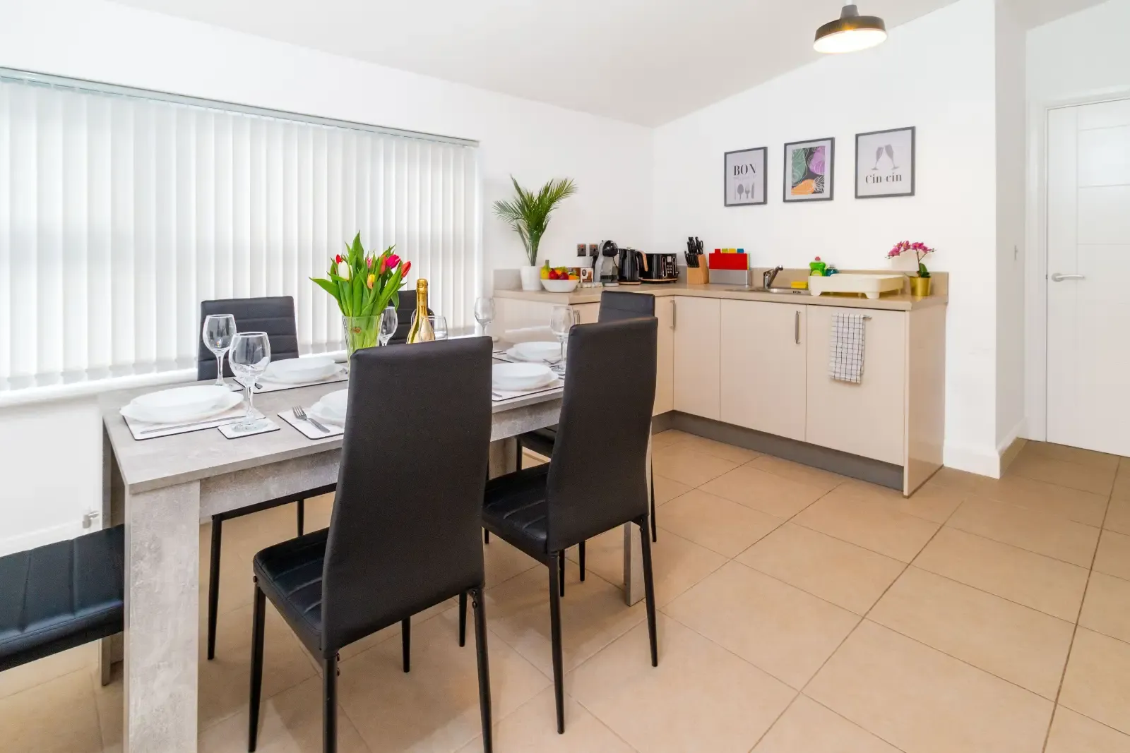 St. Mary's Apartment in PE29 3PF, Huntingdon, Cambridgeshire, England, United Kingdom - Property image 8 - VivreStays