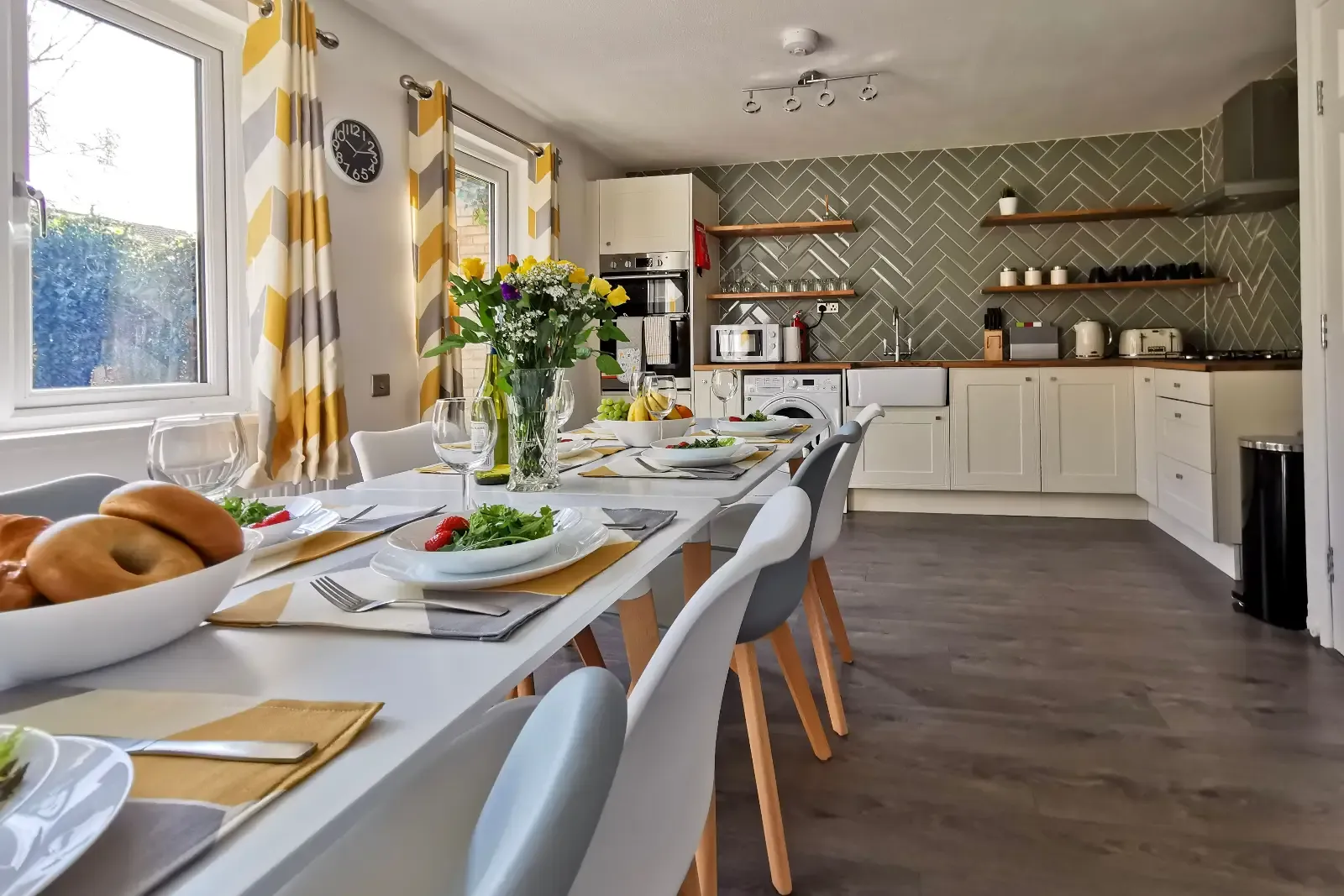 Clayton House in 46 Clayton, Peterborough, PE2 5SB, United Kingdom - Property image 2 - VivreStays