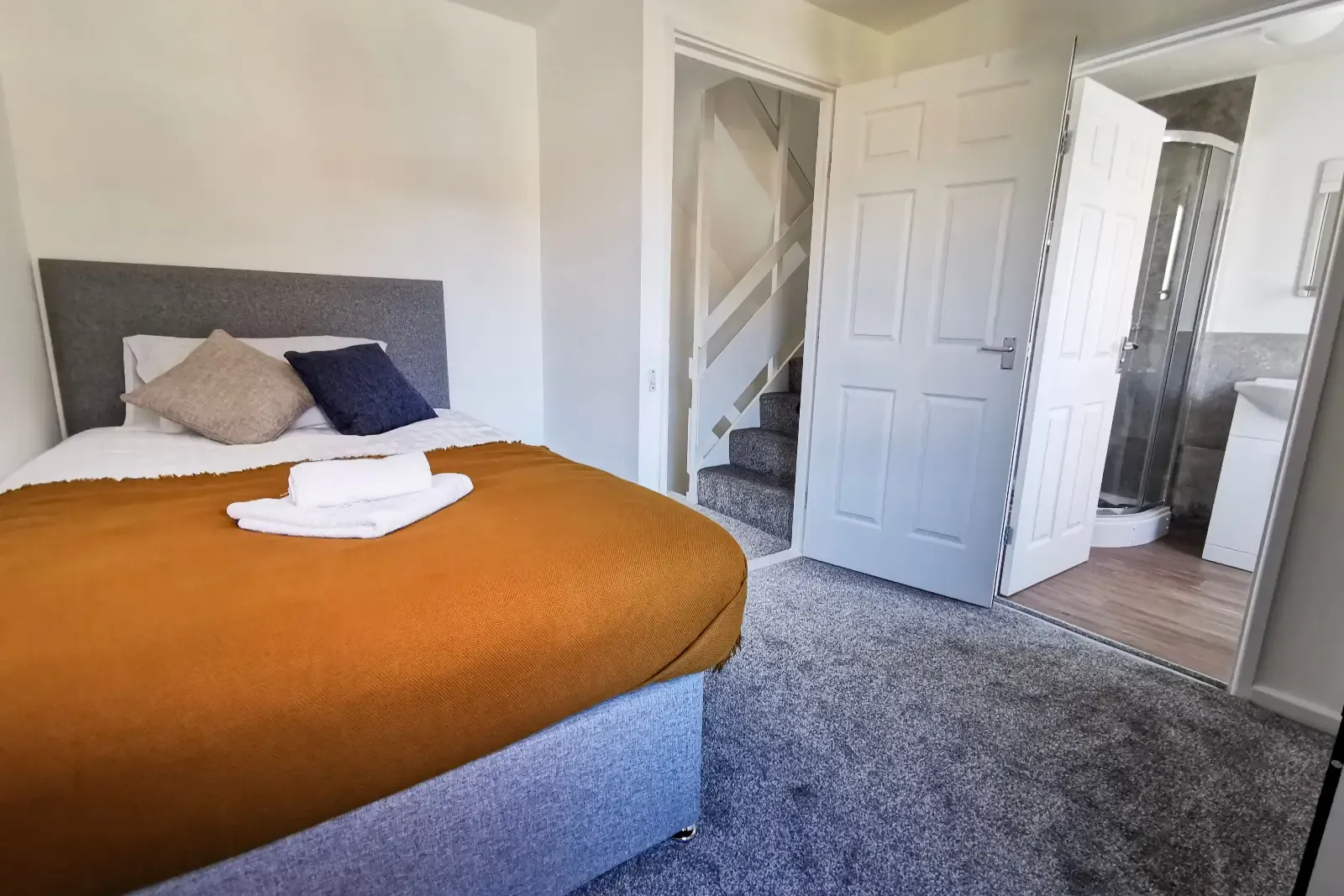 Clayton House in 46 Clayton, Peterborough, PE2 5SB, United Kingdom - Property image 16 - VivreStays