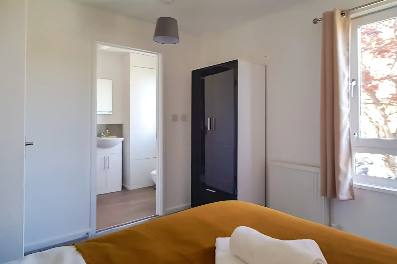 Clayton House in 46 Clayton, Peterborough, PE2 5SB, United Kingdom - Property image 17 - VivreStays