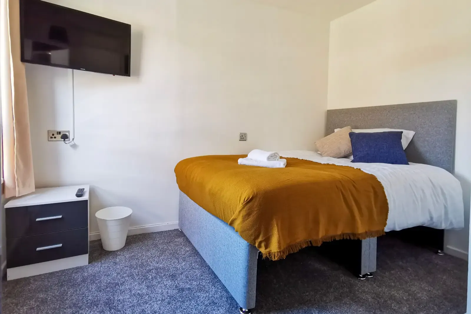 Clayton House in 46 Clayton, Peterborough, PE2 5SB, United Kingdom - Property image 22 - VivreStays