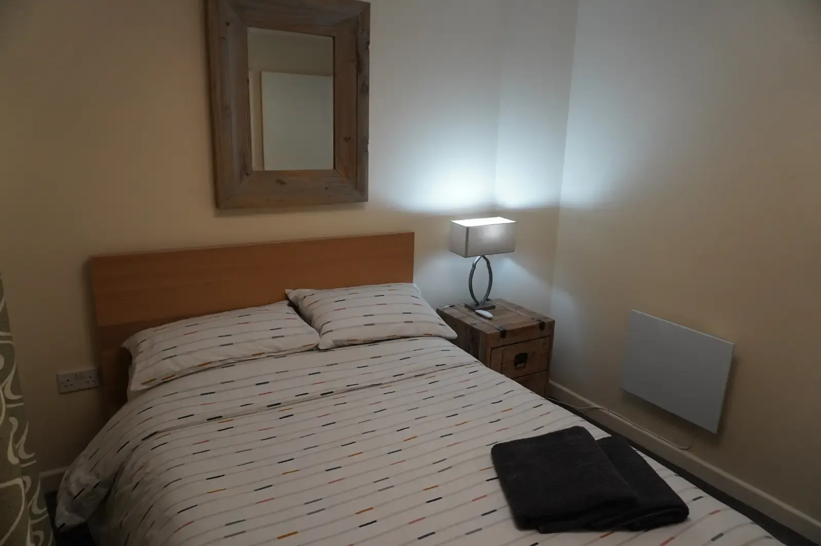 Modern Haydock 2BR | Gated Parking | Near Liverpool in 17 Cavan Drive, WA11 0GN - Property image 6 - VivreStays