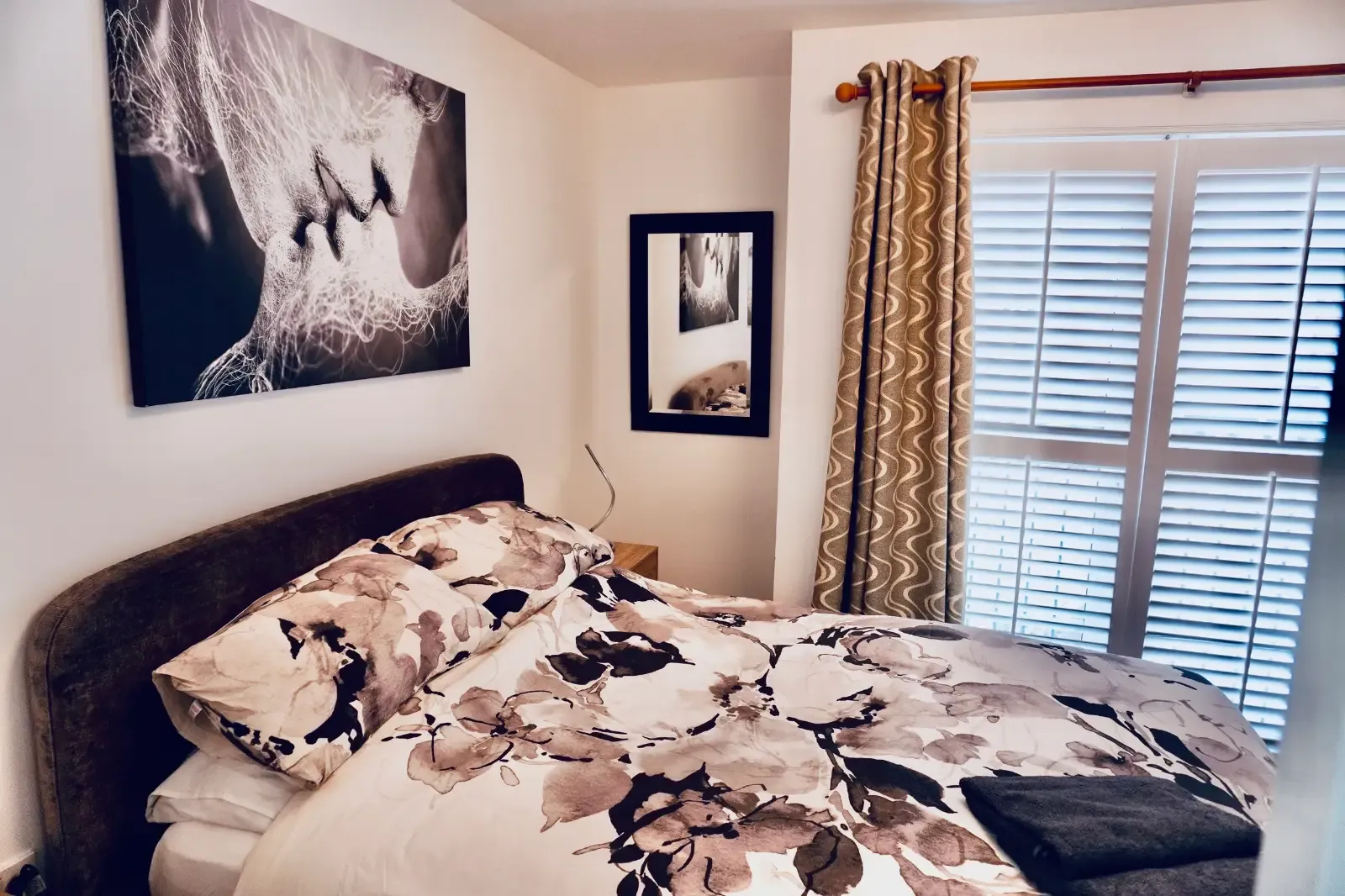 Modern Haydock 2BR | Gated Parking | Near Liverpool in 17 Cavan Drive, WA11 0GN - Property image 16 - VivreStays