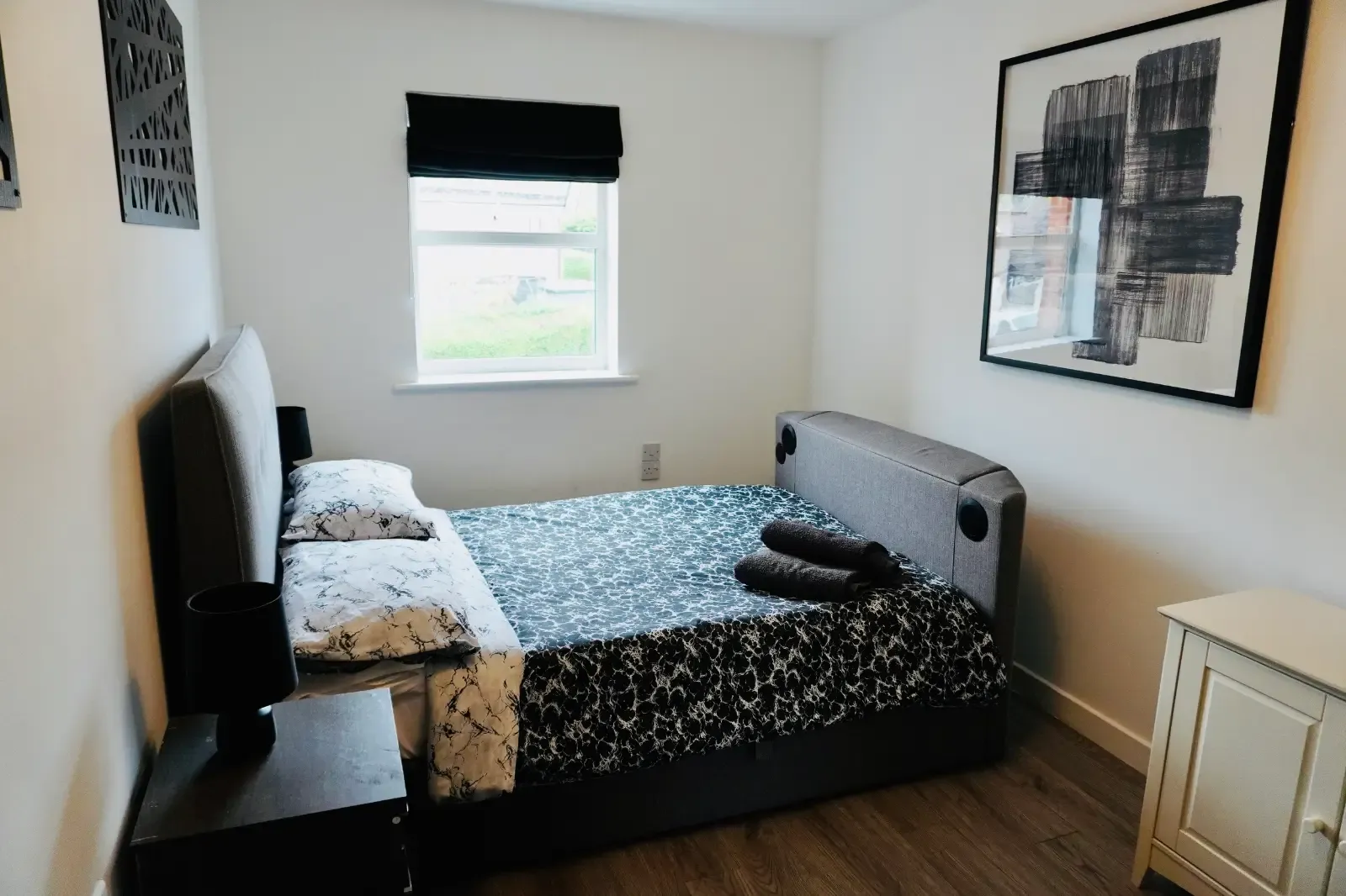 Comfortable 1 Bed Apartment | Haydock | Free Parking in 20 The Rides, WA11 0GQ - Property image 7 - VivreStays