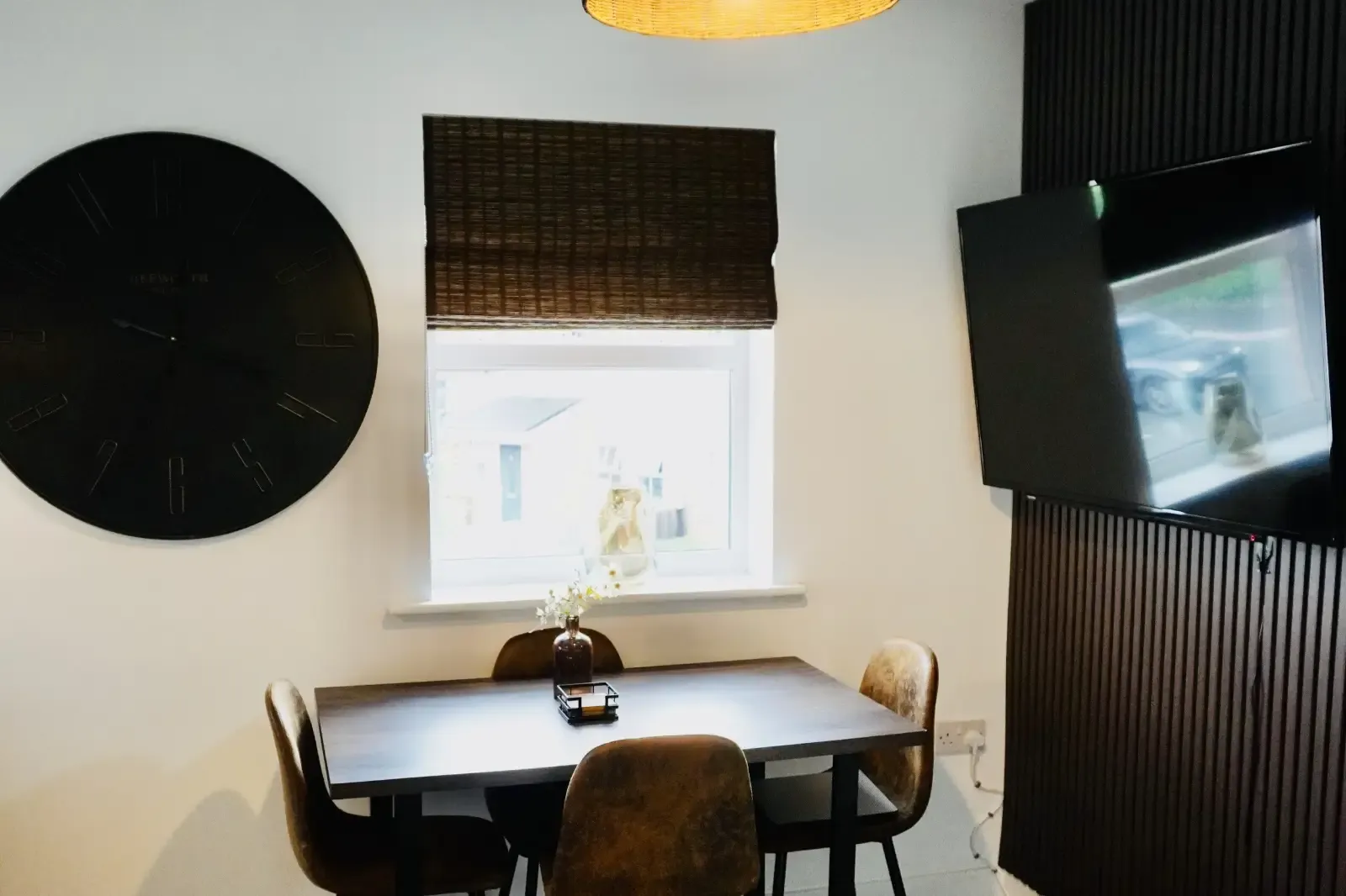 Comfortable 1 Bed Apartment | Haydock | Free Parking in 20 The Rides, WA11 0GQ - Property image 8 - VivreStays