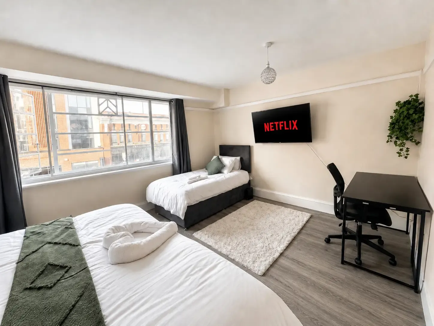 Modern City Stay Opposite Leicester Train Station | Sleeps 4 in 55a London Road, LE2 0PE - Property image 6 - VivreStays
