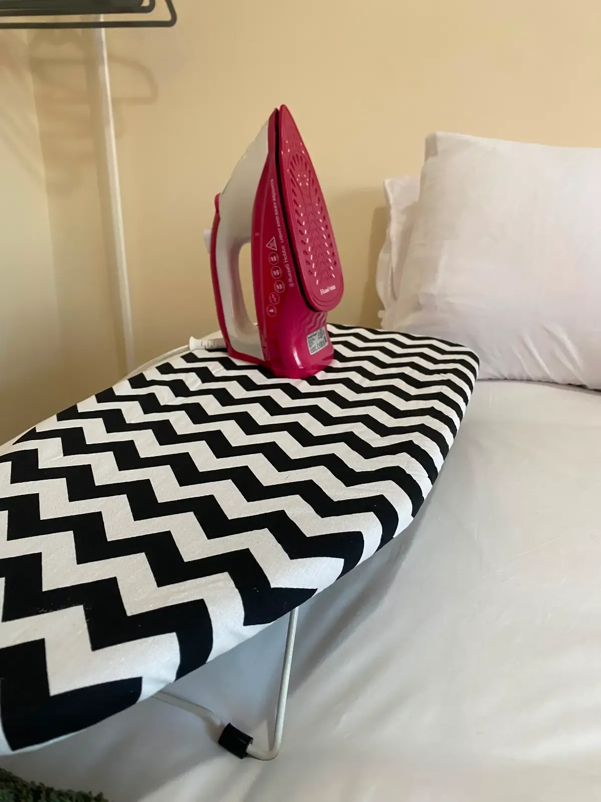Modern City Stay Opposite Leicester Train Station | Sleeps 4 in 55a London Road, LE2 0PE - Property image 7 - VivreStays