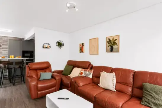 Brighton Spa House | Hot Tub & Sauna | Sleeps 10 in 59 Foxdown Road, Brighton, BN2 6TJ, United Kingdom - Property image 16 - VivreStays