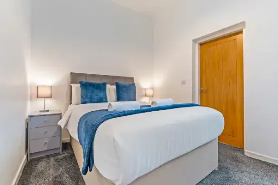1 Bed Flat | Jewellery Quarter | Sleeps 2 in 63 Tenby Street North, Hockley, Birmingham, B1 3EG, United Kingdom - Property image 2 - VivreStays
