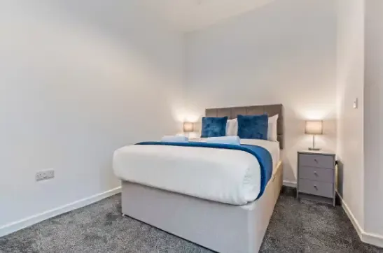1 Bed Flat | Jewellery Quarter | Sleeps 2 in 63 Tenby Street North, Hockley, Birmingham, B1 3EG, United Kingdom - Property image 6 - VivreStays