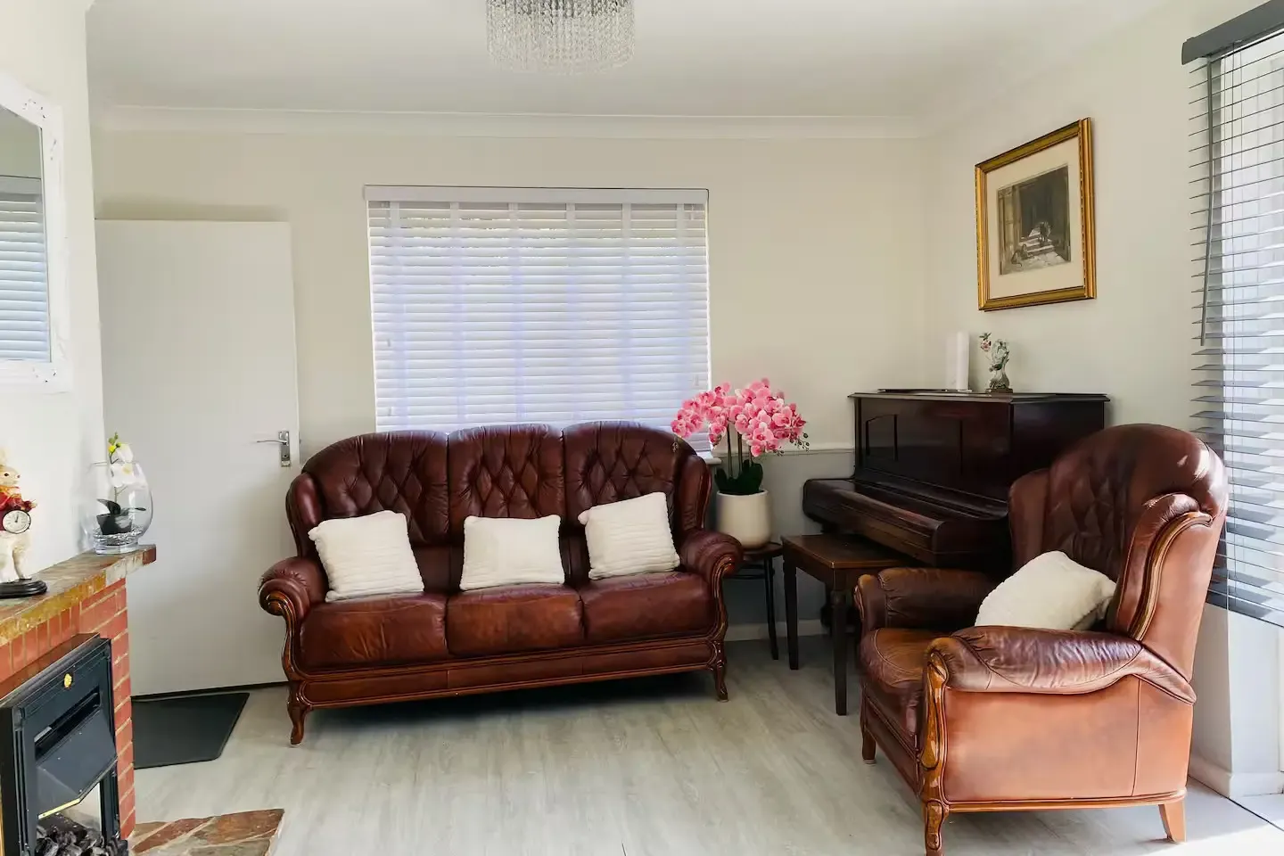 View Spacious 5 Bedroom Family Home with Parking | Isle of Wight in 18 Cadets Walk, PO32 6JP Spacious 5 Bedroom Family Home with Parking | Isle of Wight in 18 Cadets Walk, PO32 6JP - Property image 18 - VivreStays