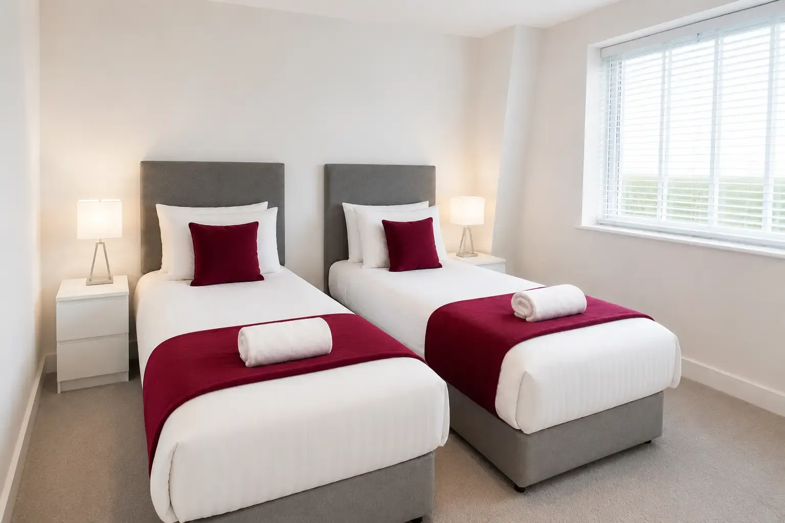 Trinity House - 2 Bed in RH2 - Property image 5 - VivreStays