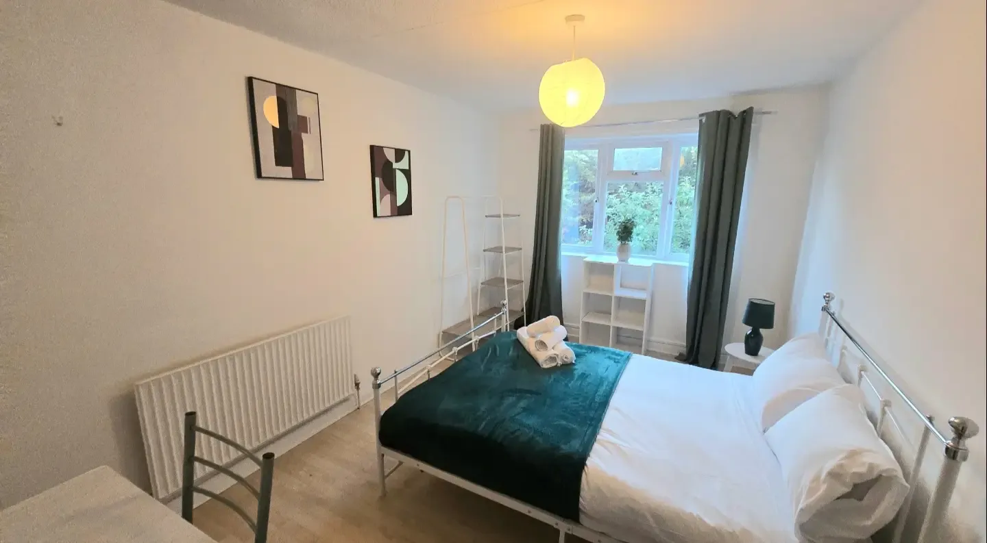 Family Home Greenwich in 43 Christchurch Way, SE10 0AB - Property image 15 - VivreStays