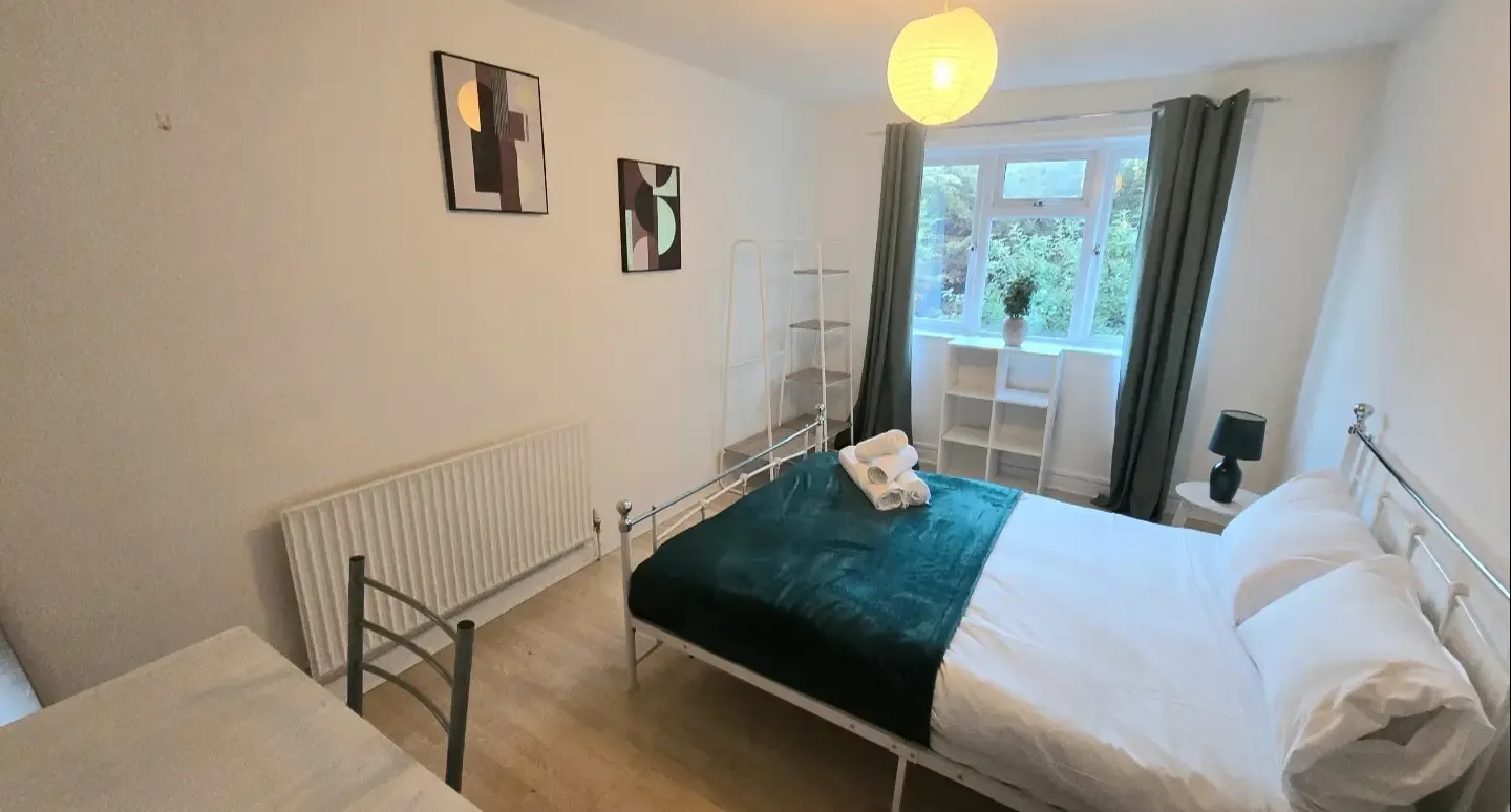 Family Home Greenwich in 43 Christchurch Way, SE10 0AB - Property image 17 - VivreStays