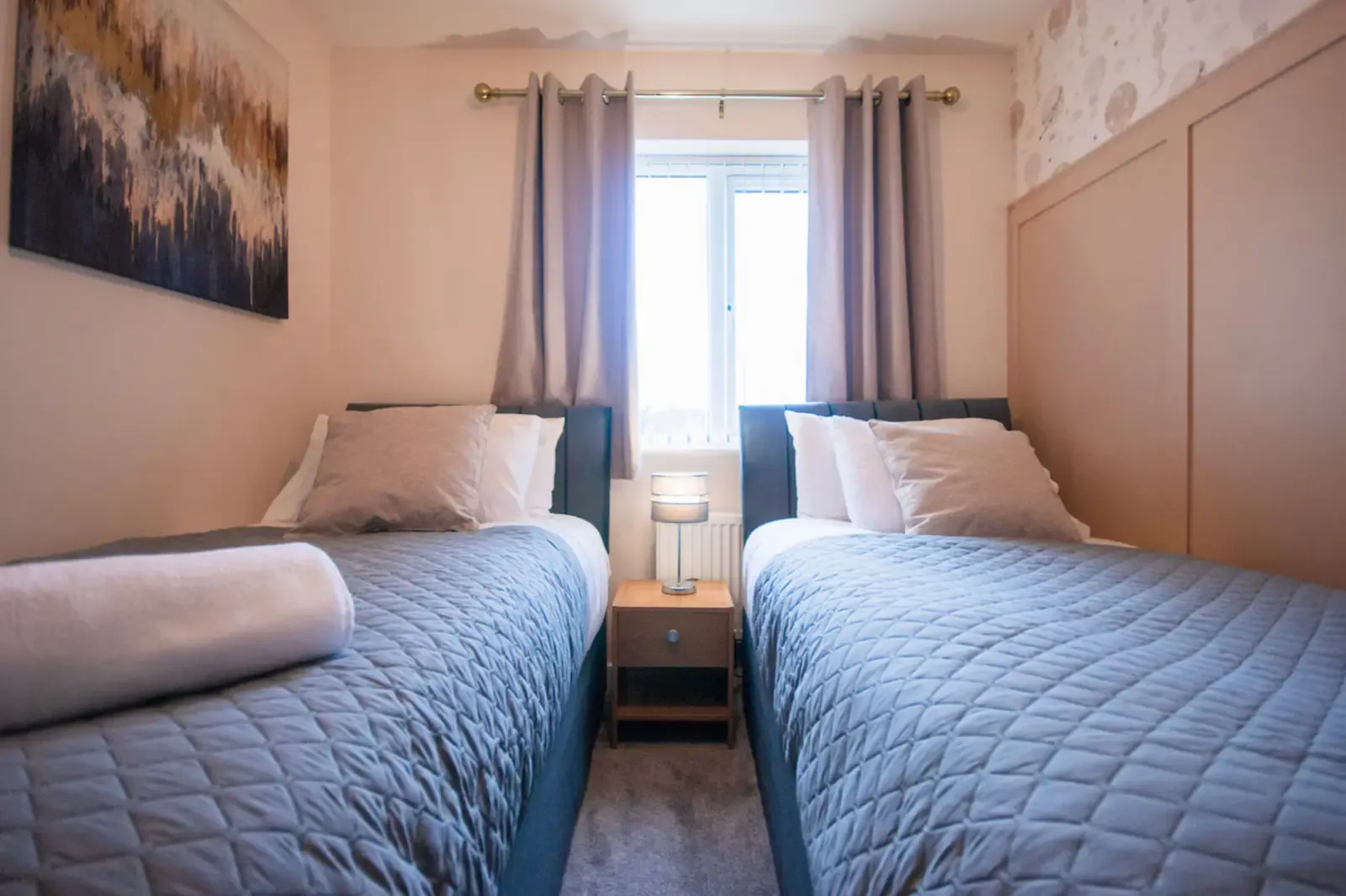 Cozy 3 Bedroom Home | Pet Friendly | Free Street Parking in 18 Bramscote Walk, CV2 1JY - Property image 15 - VivreStays