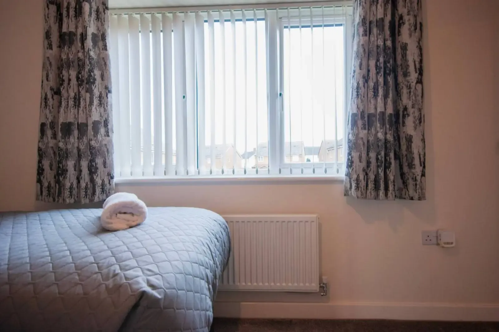 Cozy 3 Bedroom Home | Pet Friendly | Free Street Parking in 18 Bramscote Walk, CV2 1JY - Property image 17 - VivreStays