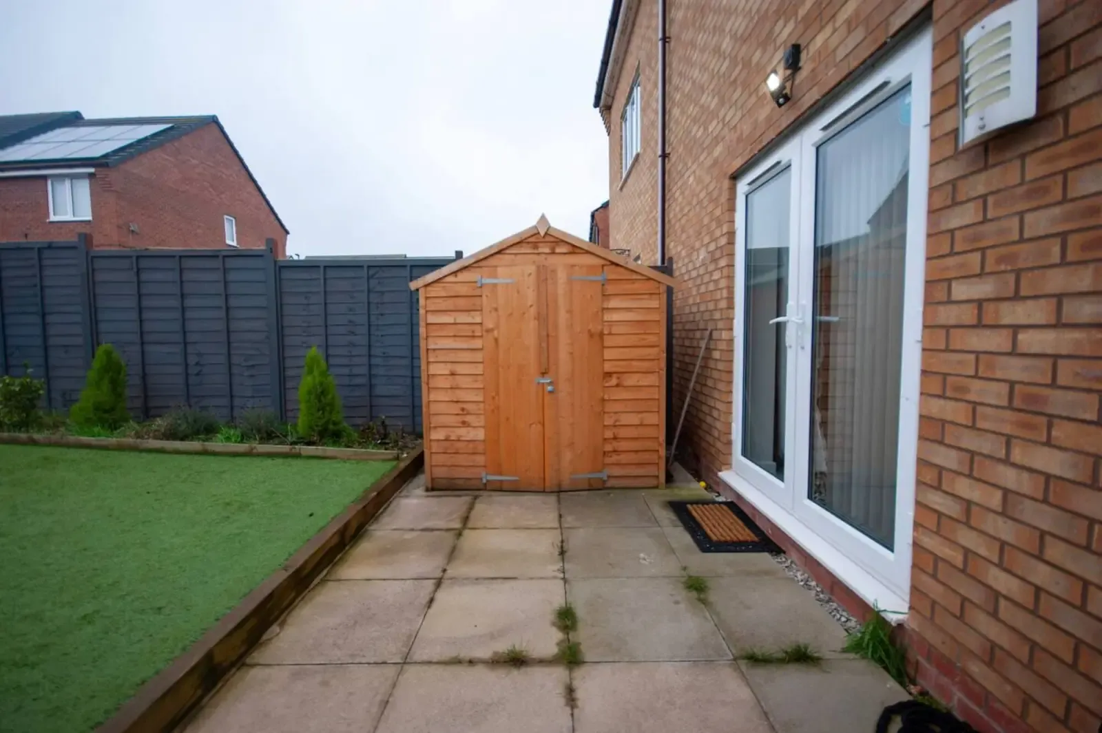Cozy 3 Bedroom Home | Pet Friendly | Free Street Parking in 18 Bramscote Walk, CV2 1JY - Property image 29 - VivreStays
