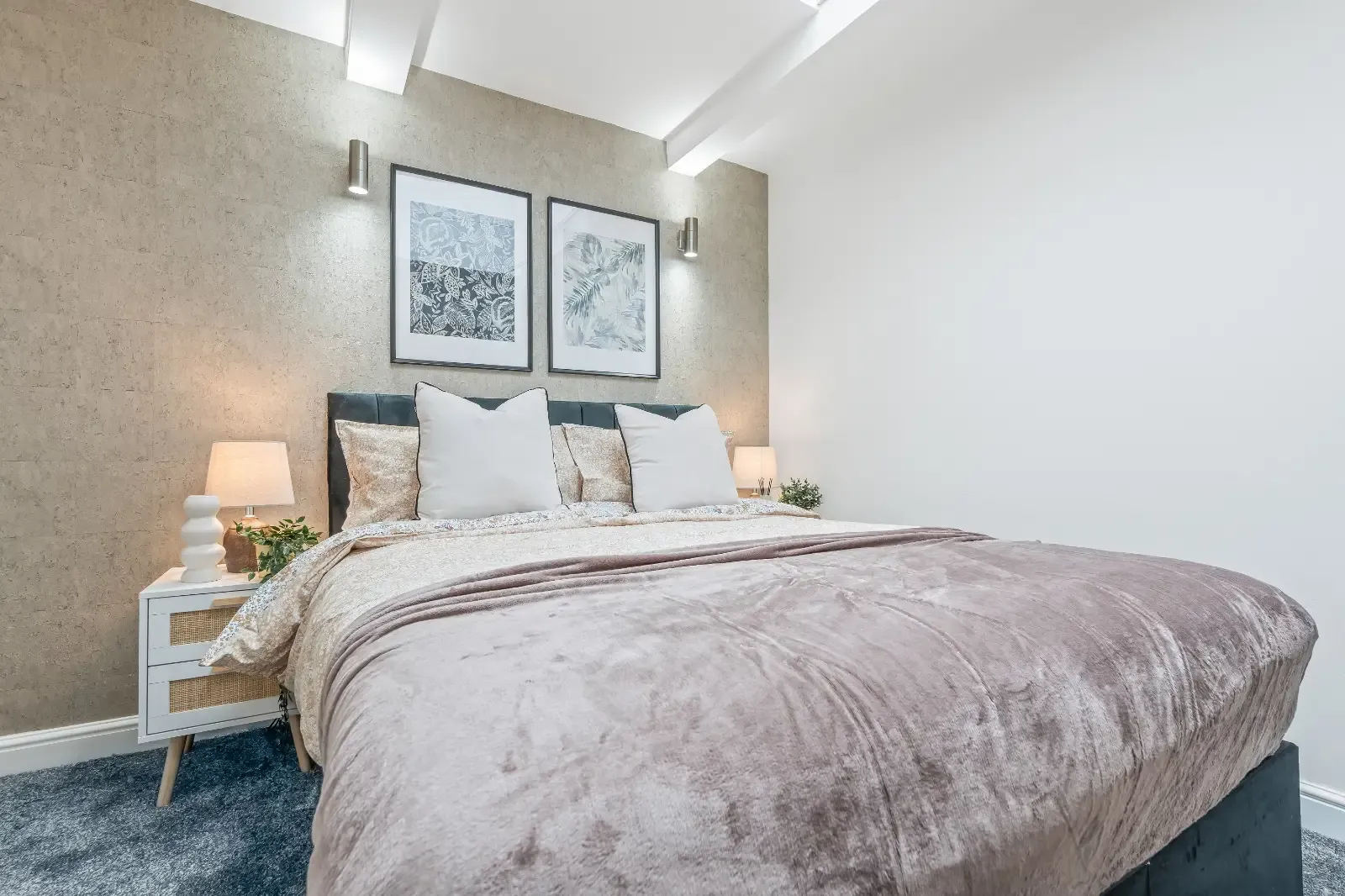 View Modern 2BR & 2Bath Apartment in Bham | Sleeps 6 in 8 High Street, Sutton Coldfield, B72 1XA, United Kingdom Modern 2BR & 2Bath Apartment in Bham | Sleeps 6 in 8 High Street, Sutton Coldfield, B72 1XA, United Kingdom - Property image 4 - VivreStays