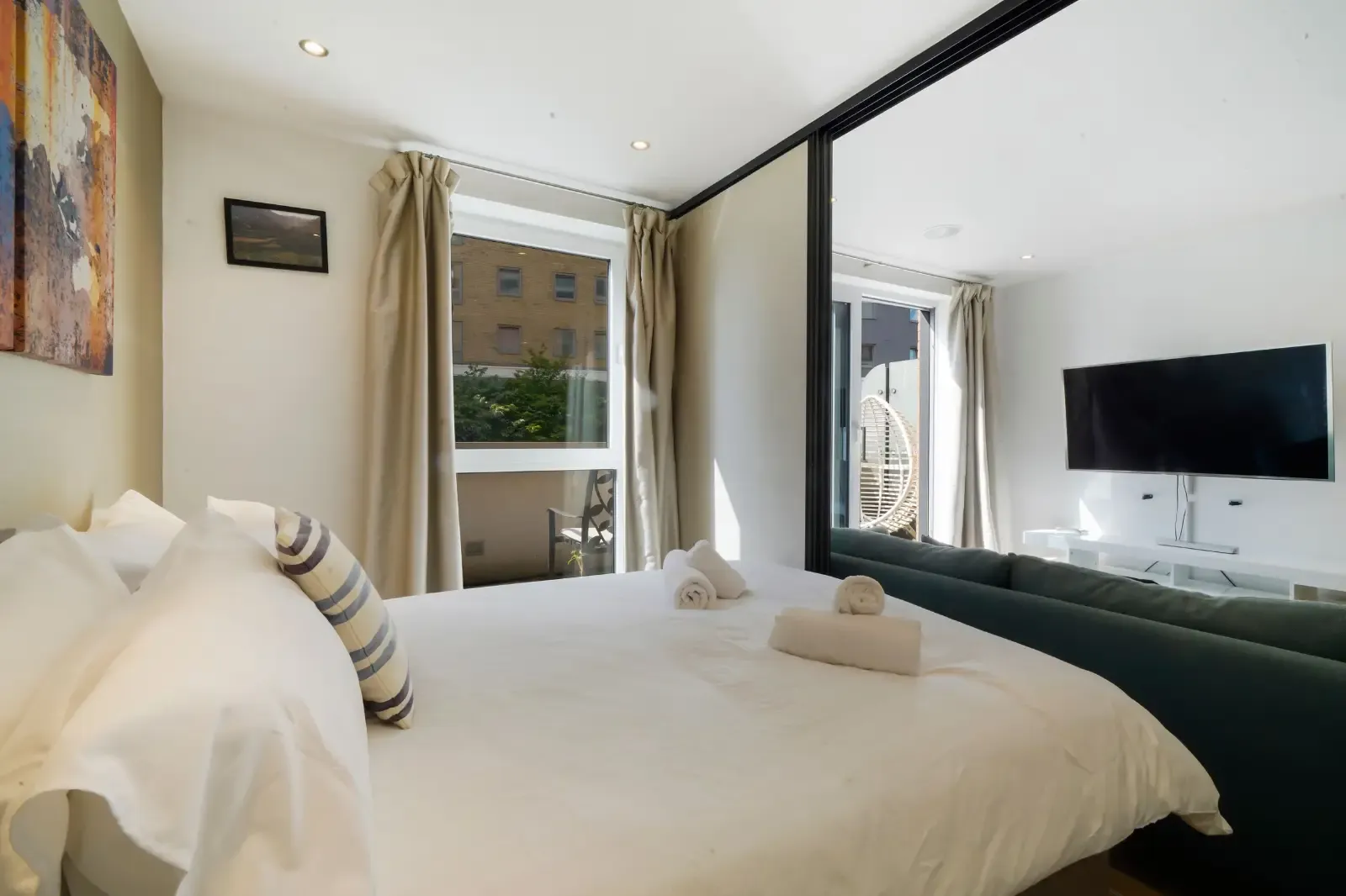 Imperial Wharf, London in 213 Townmead Road, Hammersmith and Fulham, London, SW6 2FH, United Kingdom - Property image 5 - VivreStays