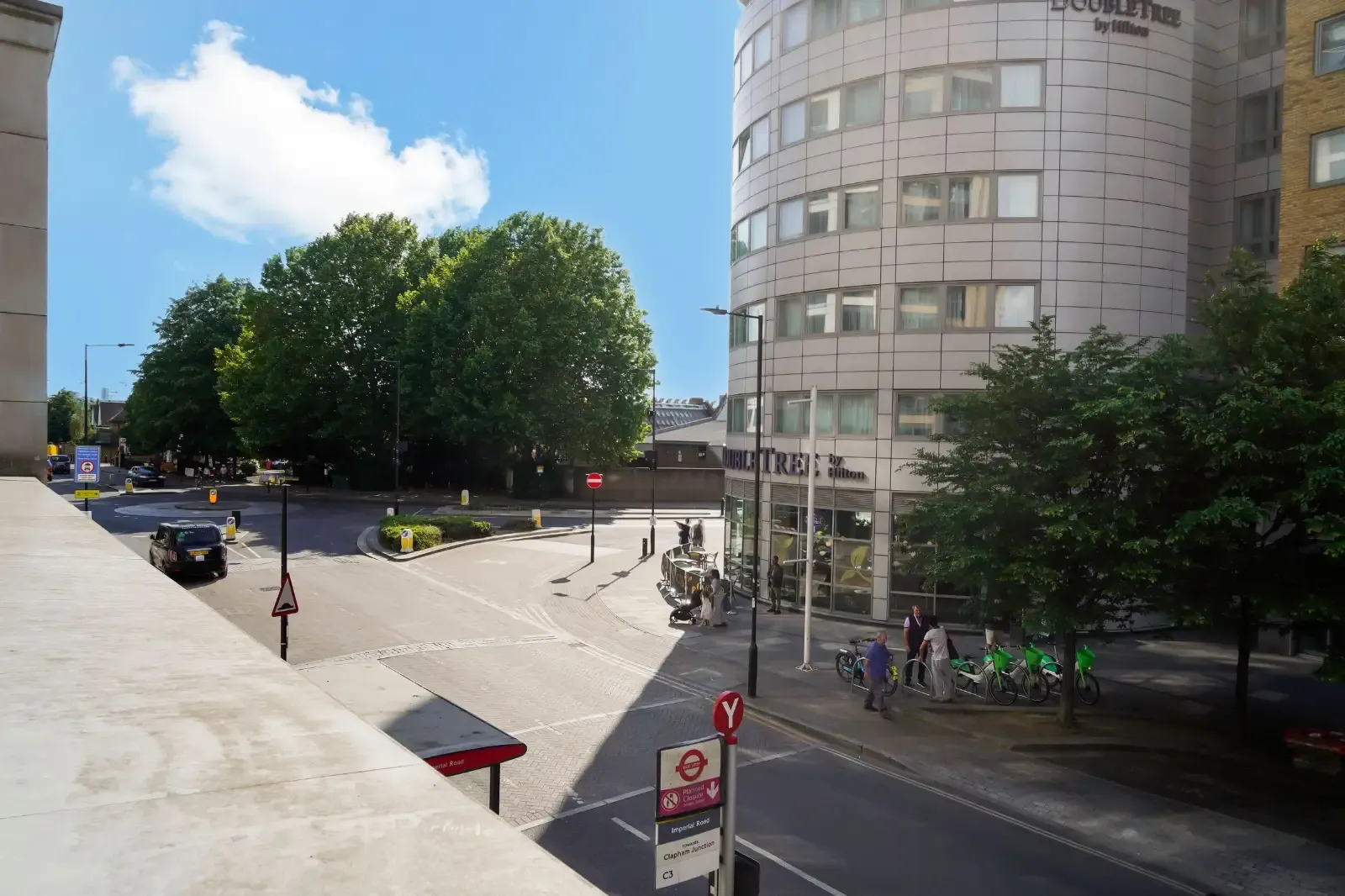 Imperial Wharf, London in 213 Townmead Road, Hammersmith and Fulham, London, SW6 2FH, United Kingdom - Property image 8 - VivreStays