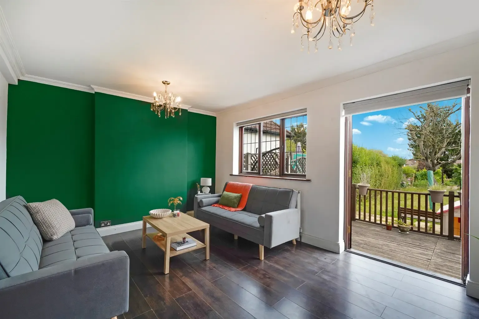 View 2 Bedroom, Uxbridge in 36 Nicholls Avenue, Hillingdon, Uxbridge, UB8 3JL, United Kingdom 2 Bedroom, Uxbridge in 36 Nicholls Avenue, Hillingdon, Uxbridge, UB8 3JL, United Kingdom - Property image 5 - VivreStays