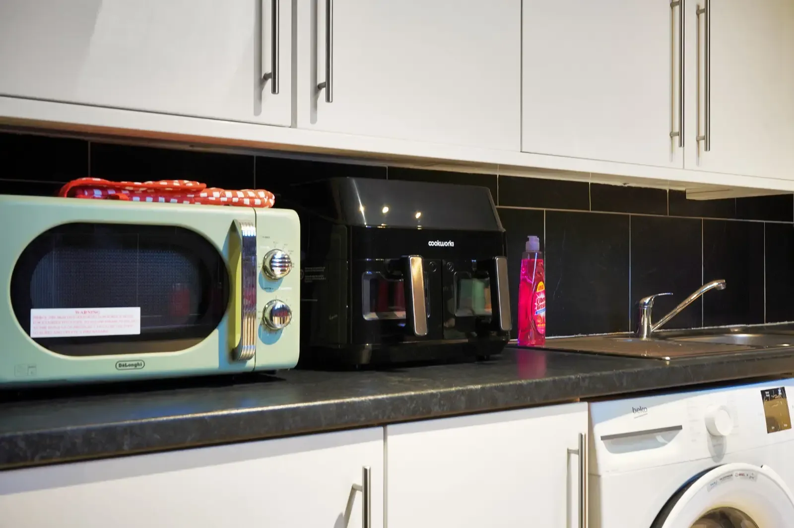 3Bedroom, Reading serviced apartment - Reading - VivreStays