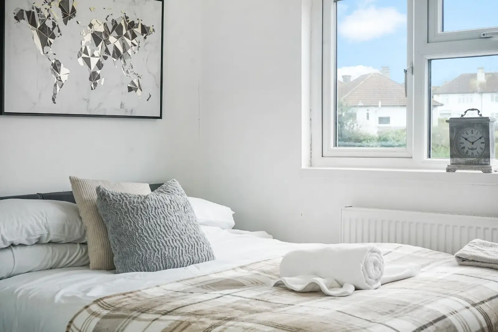 Elstree & Borehamwood 4 Bed in 52a Sullivan Way, Elstree, Borehamwood, WD6 3DJ, United Kingdom - Property image 20 - VivreStays