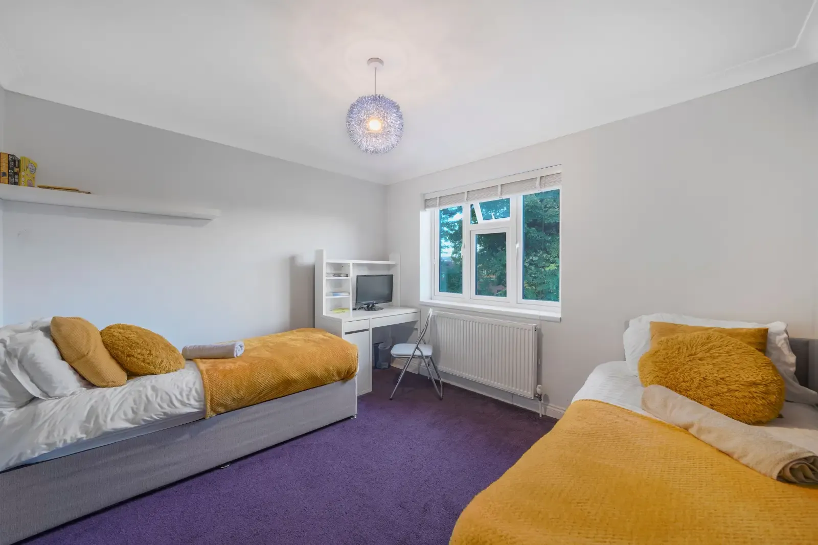 4 Bed 3 Bath in 27 Shirley Road, Maidenhead, SL6 4PH, United Kingdom - Property image 5 - VivreStays